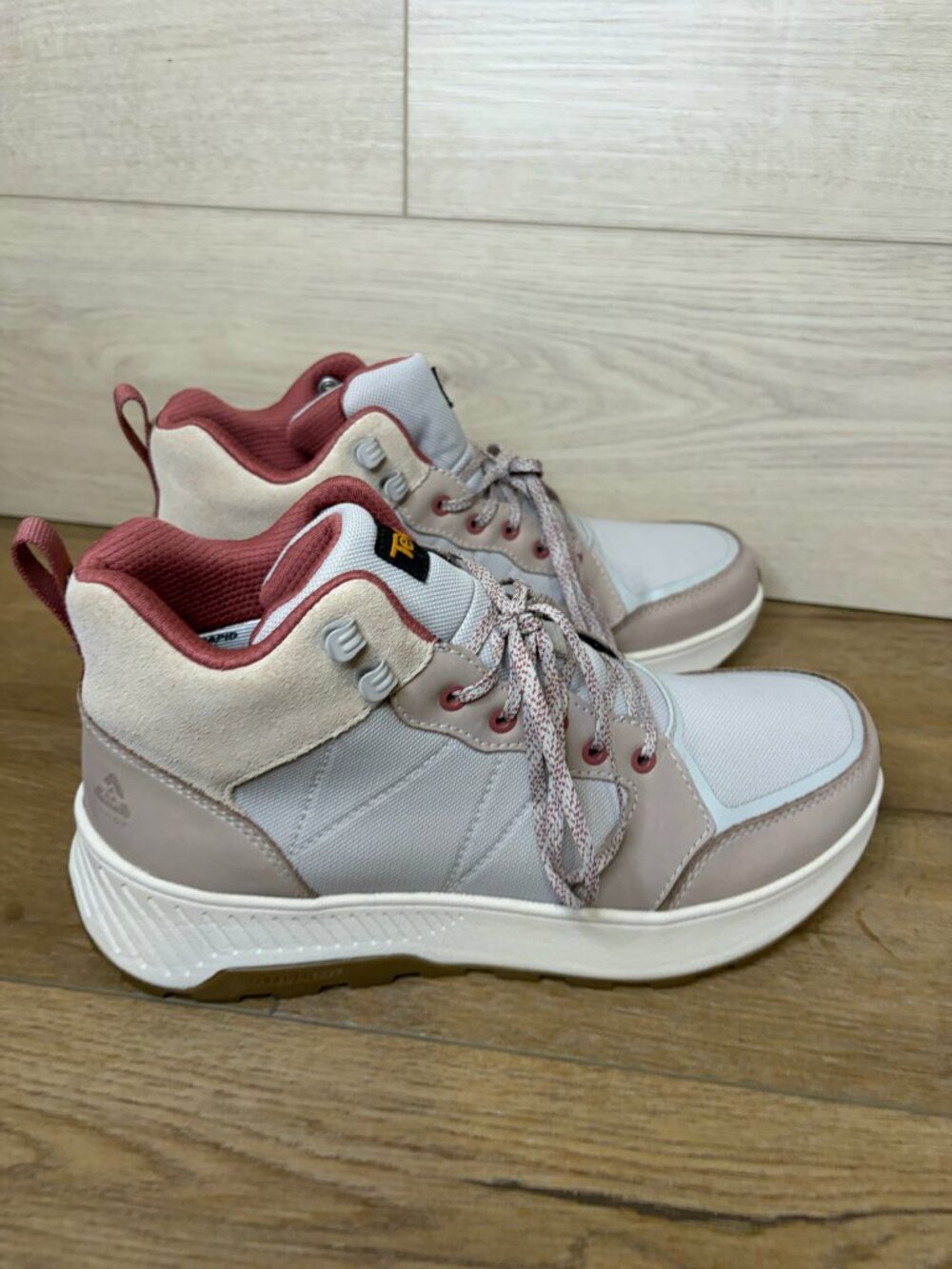 Teva Womens Ellwood Mid Hiking Shoes Size 8.5 - Picture 5 of 7